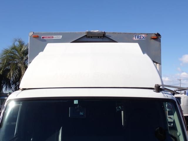 MITSUBISHI FUSOU FIGHTER 2018 Image 31