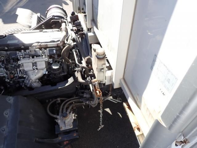 MITSUBISHI FUSOU FIGHTER 2018 Image 31