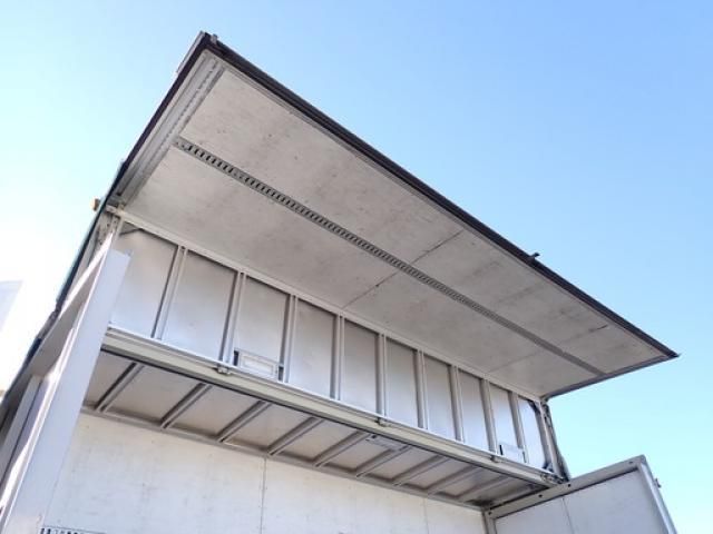 MITSUBISHI FUSOU FIGHTER 2018 Image 31