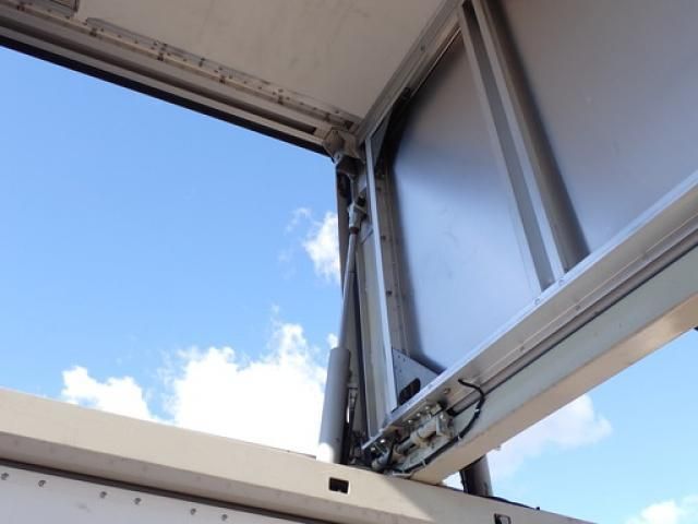 MITSUBISHI FUSOU FIGHTER 2018 Image 31