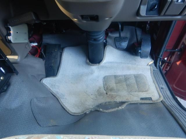 MITSUBISHI ROSA 2013 Image 31