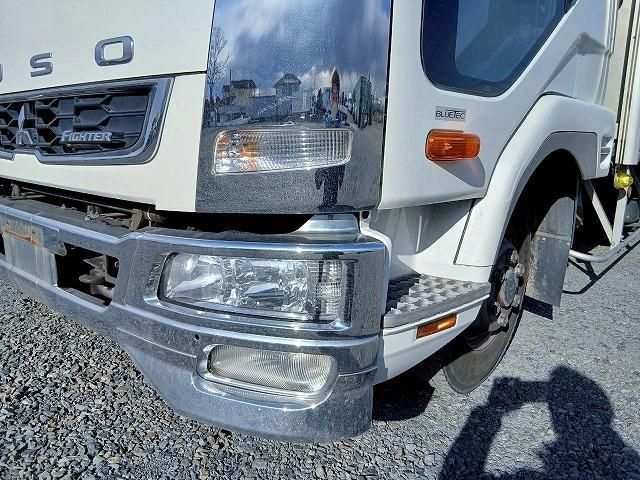 MITSUBISHI FUSOU FIGHTER 2014 Image 31