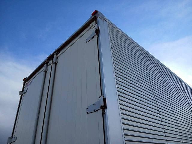 MITSUBISHI FUSOU FIGHTER 2014 Image 31