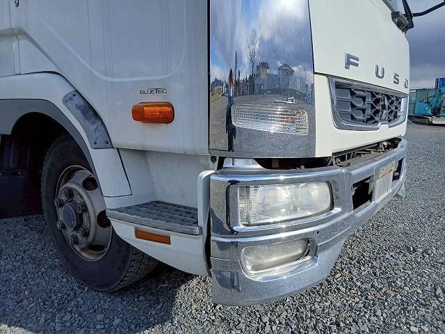 MITSUBISHI FUSOU FIGHTER 2014 Image 31