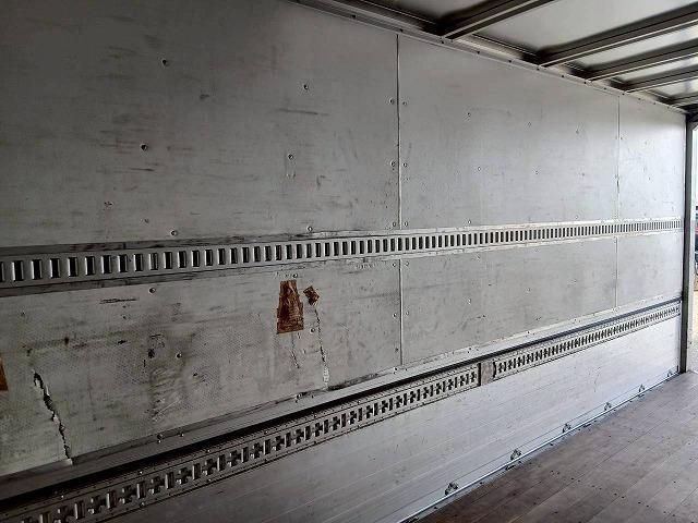 MITSUBISHI FUSOU FIGHTER 2014 Image 31