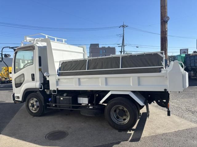 ISUZU FORWARD 2017 Image 31