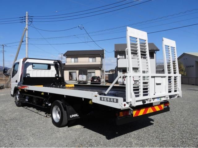 MITSUBISHI CANTER 2018 Image 31