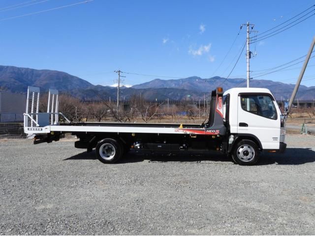 MITSUBISHI CANTER 2018 Image 31