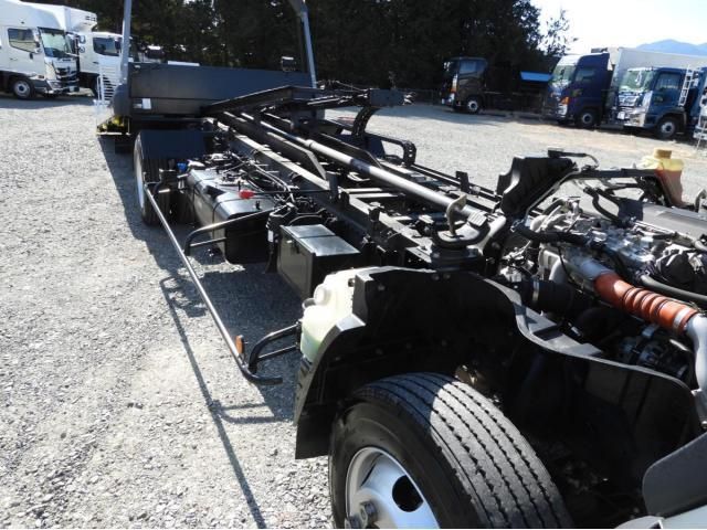 MITSUBISHI CANTER 2018 Image 31