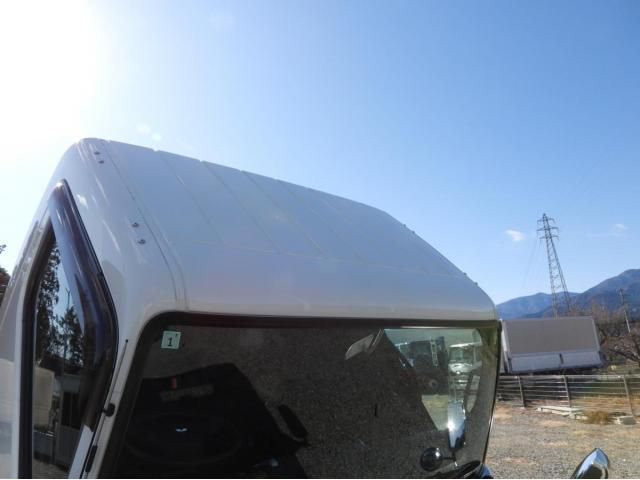 MITSUBISHI CANTER 2018 Image 31