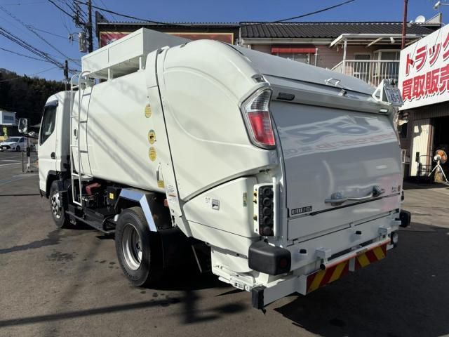 MITSUBISHI CANTER 2020 Image 31
