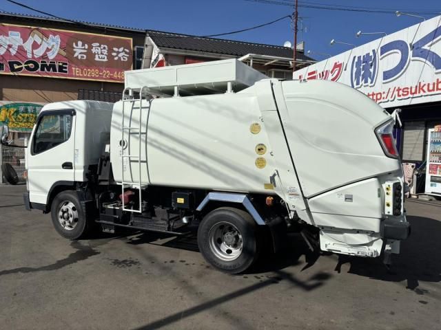 MITSUBISHI CANTER 2020 Image 31
