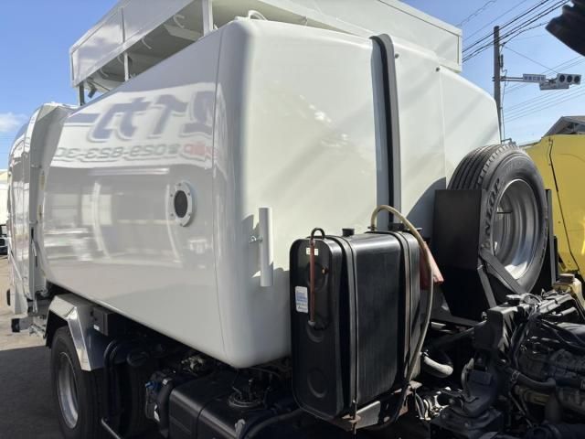 MITSUBISHI CANTER 2020 Image 31