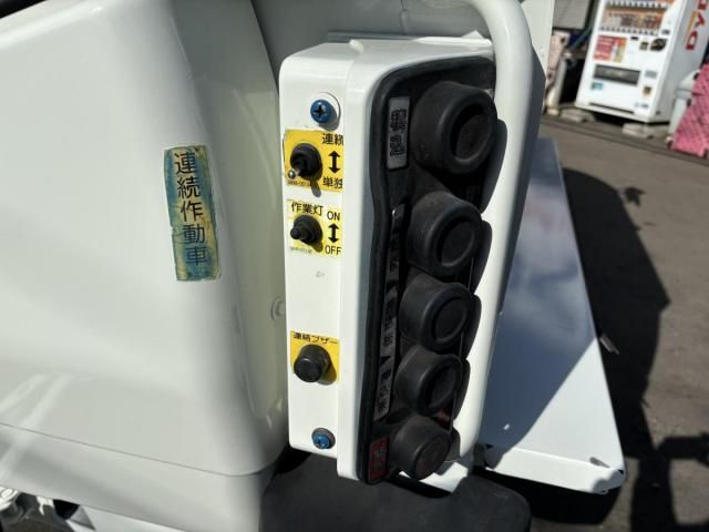 MITSUBISHI CANTER 2020 Image 31