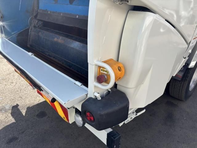 MITSUBISHI CANTER 2020 Image 31