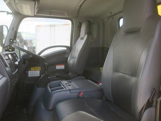 ISUZU FORWARD 2018 Image 31