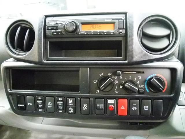 TOYOTA DYNA 2021 Image 31