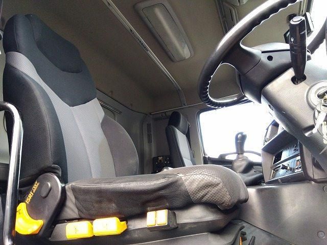 HINO PROFIA 2013 Image 31