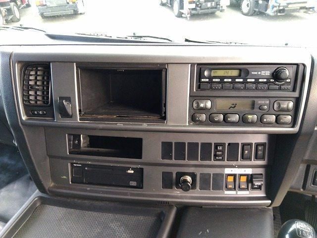 HINO PROFIA 2013 Image 31