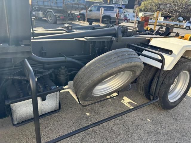 HINO DUTRO 2011 Image 31