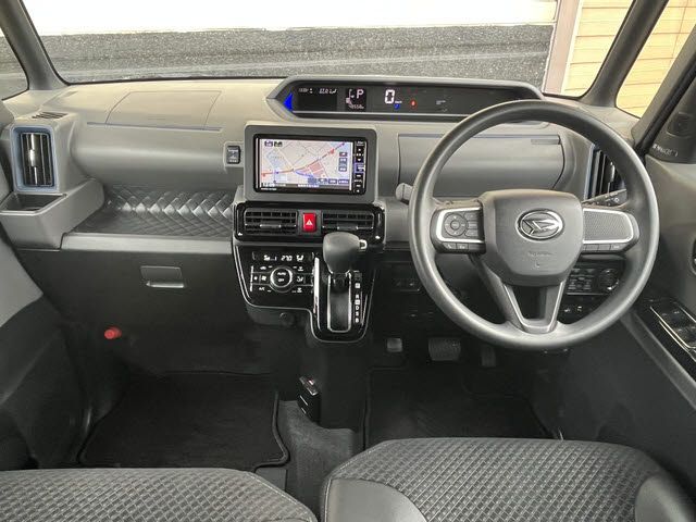 DAIHATSU TANTO CUSTOM 2020 Image 31