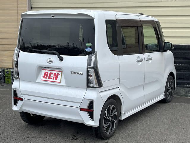 DAIHATSU TANTO CUSTOM 2020 Image 31