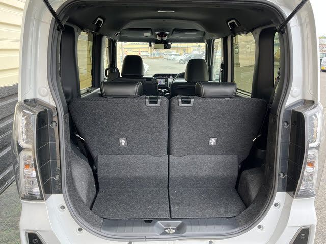 DAIHATSU TANTO CUSTOM 2020 Image 31