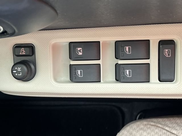 DAIHATSU MIRA COCOA 2017 Image 31