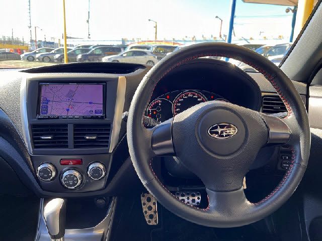 SUBARU IMPREZA 5DOOR 2011 Image 31