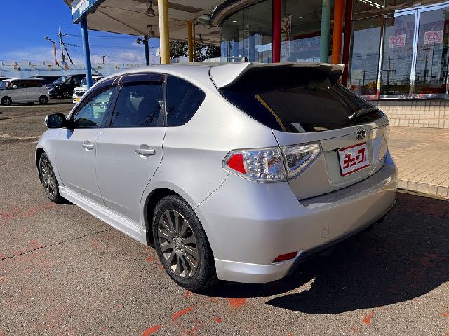 SUBARU IMPREZA 5DOOR 2011 Image 31