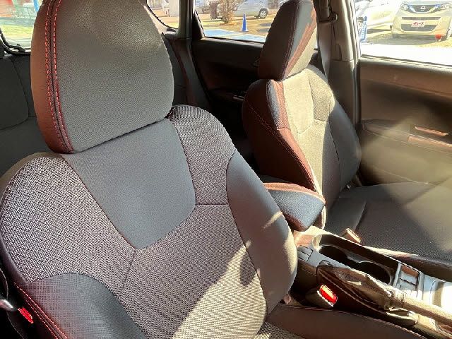 SUBARU IMPREZA 5DOOR 2011 Image 31