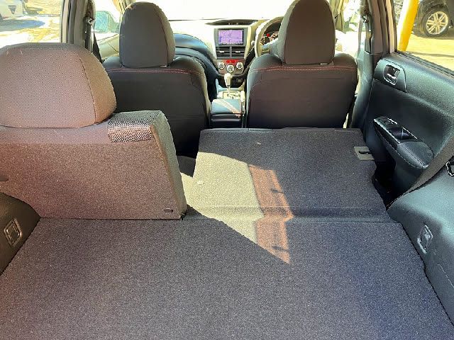 SUBARU IMPREZA 5DOOR 2011 Image 31