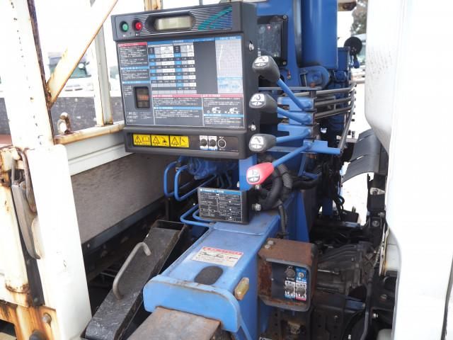 MITSUBISHI CANTER 2011 Image 31