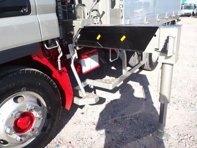 MITSUBISHI CANTER 2007 Image 31