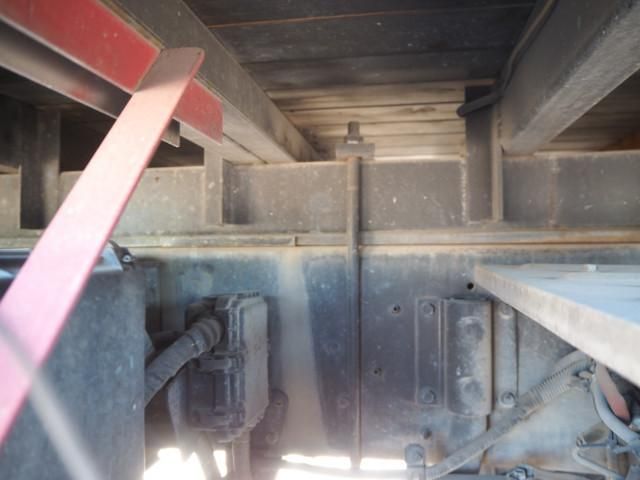 NISSAN DIESEL QUON 2012 Image 31