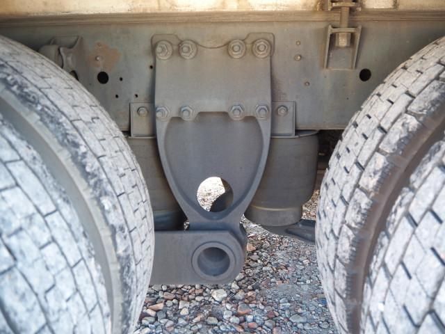 HINO PROFIA 2004 Image 31