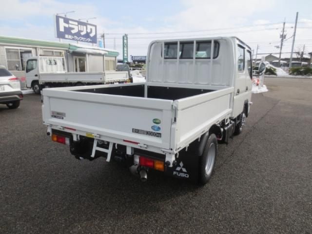 MITSUBISHI CANTER 2025 Image 31