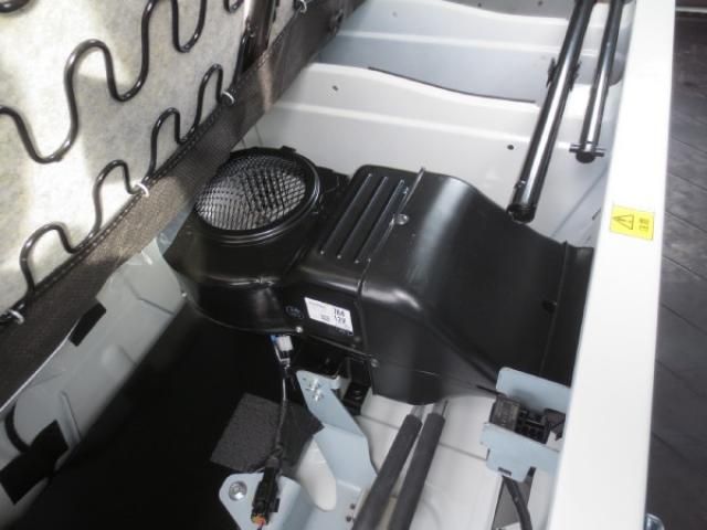 MITSUBISHI CANTER 2025 Image 31