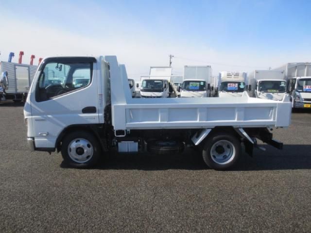 MITSUBISHI CANTER 2025 Image 31