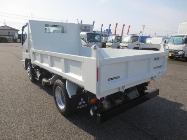 MITSUBISHI CANTER 2025 Image 31