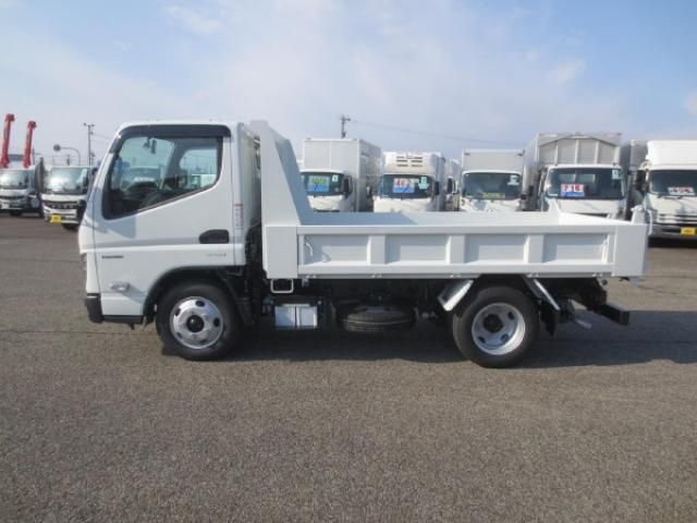 MITSUBISHI CANTER 2025 Image 31