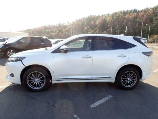 TOYOTA HARRIER 2WD 2016 Image 31