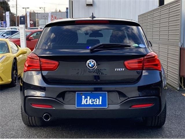 BMW 1SERIES 2017 Image 31