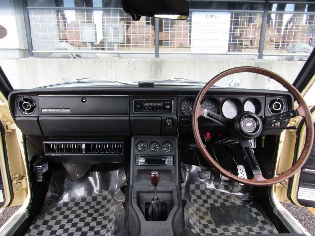 NISSAN BLUEBIRD COUPE 1969 Image 31