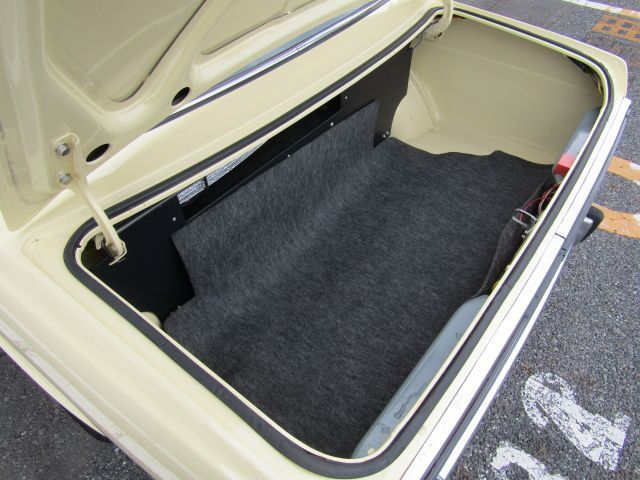 NISSAN BLUEBIRD COUPE 1969 Image 31