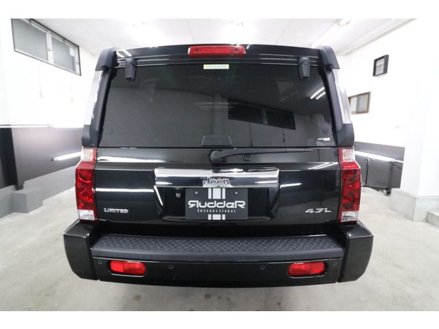 JEEP COMMANDER 2006 Image 31