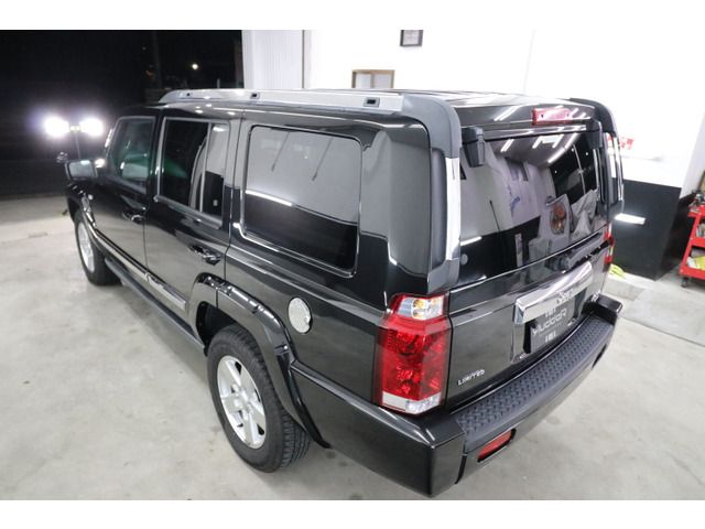 JEEP COMMANDER 2006 Image 31