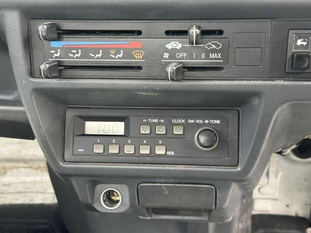 HONDA ACTY TRUCK 4WD 1998 Image 31