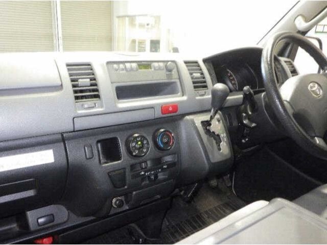 TOYOTA HIACE VAN 4WD 2008 Image 31