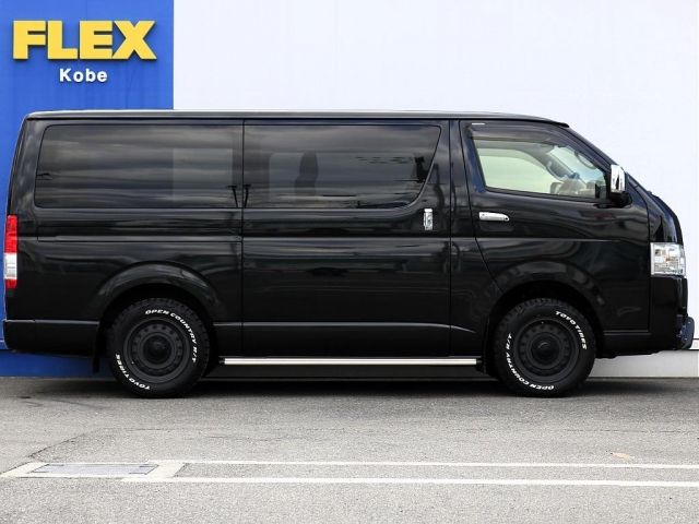 TOYOTA HIACE VAN 4WD 2023 Image 31